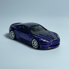 Aston Martin DBS