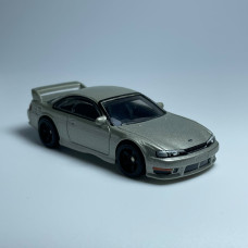 Nissan Silvia (S14)