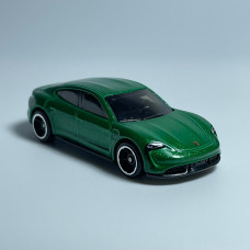 Porsche Taycan Turbo S